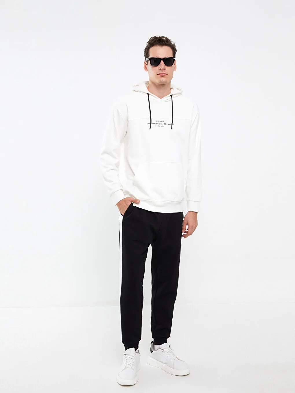 Standard Fit Men Jogger Sweatpants