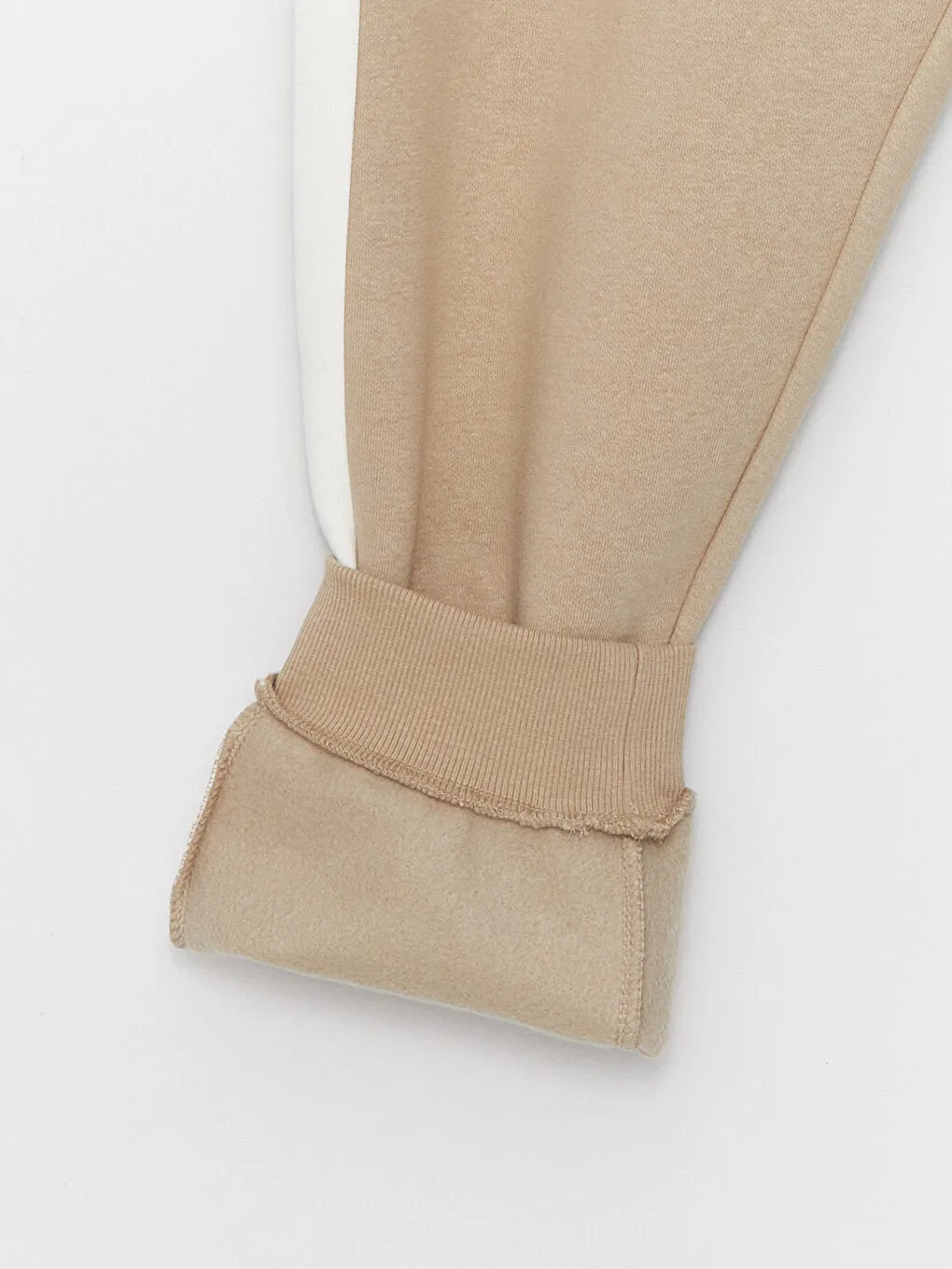 Standard Fit Men Jogger Sweatpants