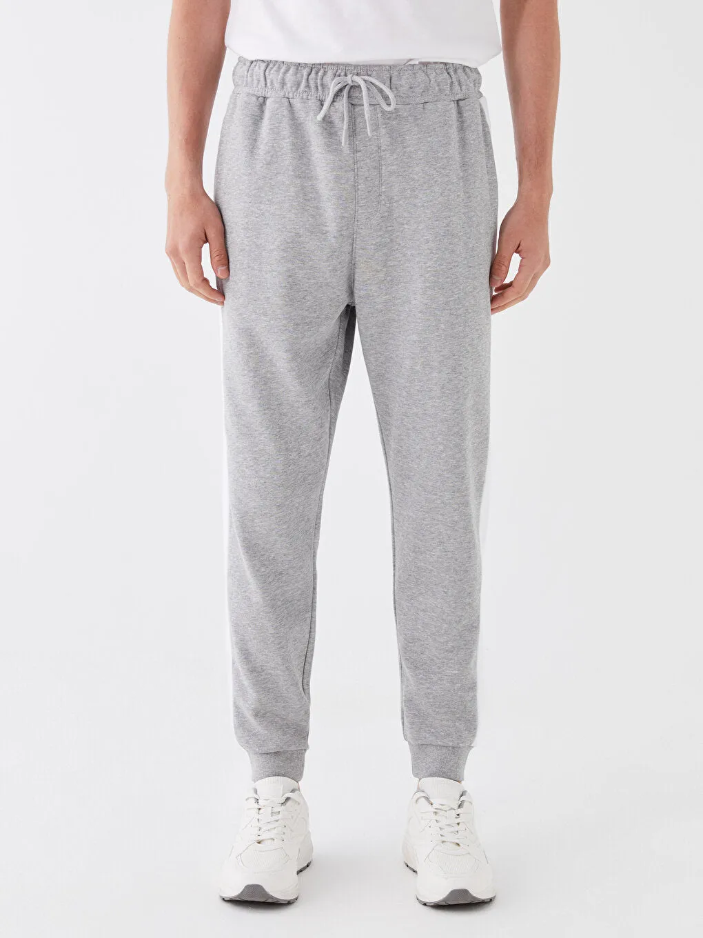 Standard Fit Men Jogger Sweatpants