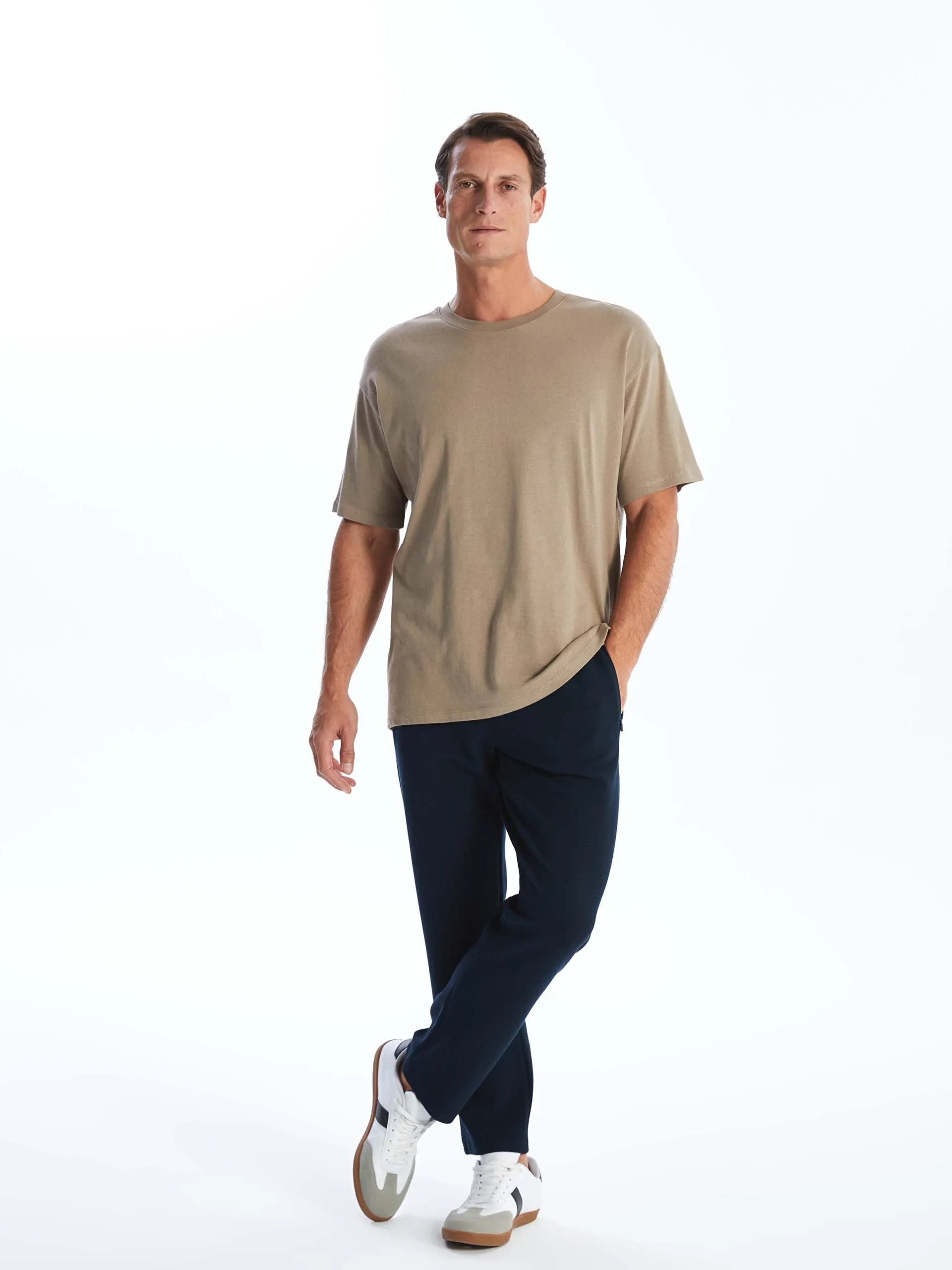Standard Fit Men Sweatpants