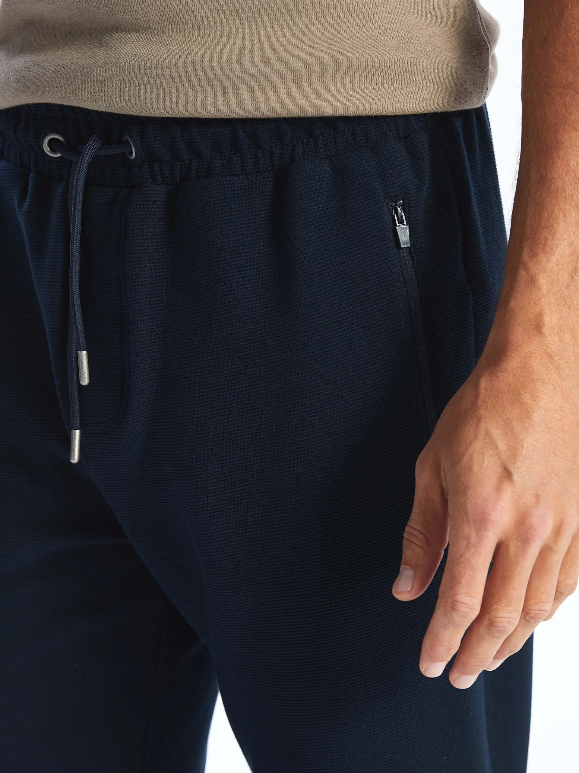 Standard Fit Men Sweatpants