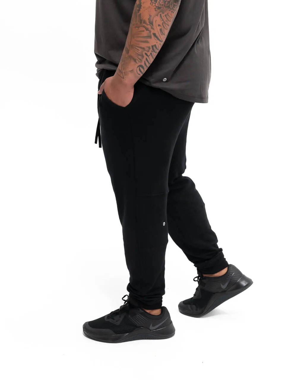 Step Out Jogger | Black