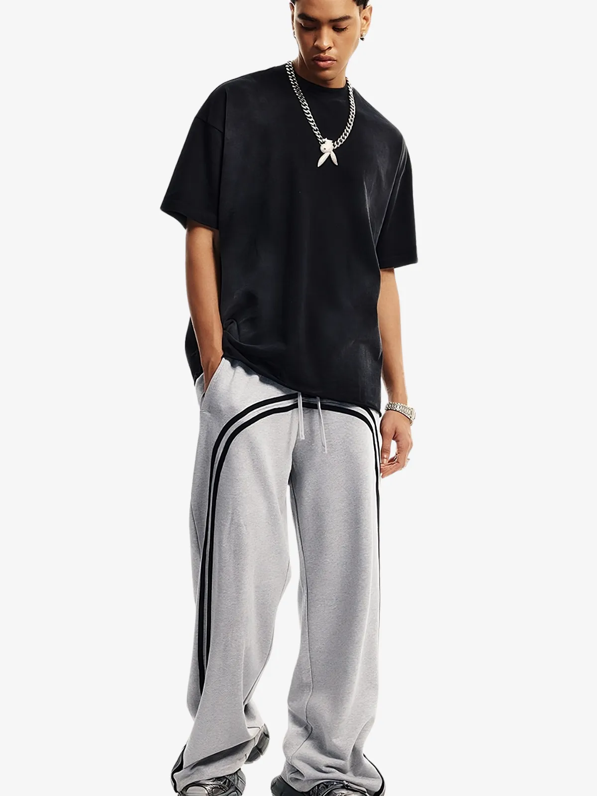 STRIPED STREET FASHIONED SWEATPANTS