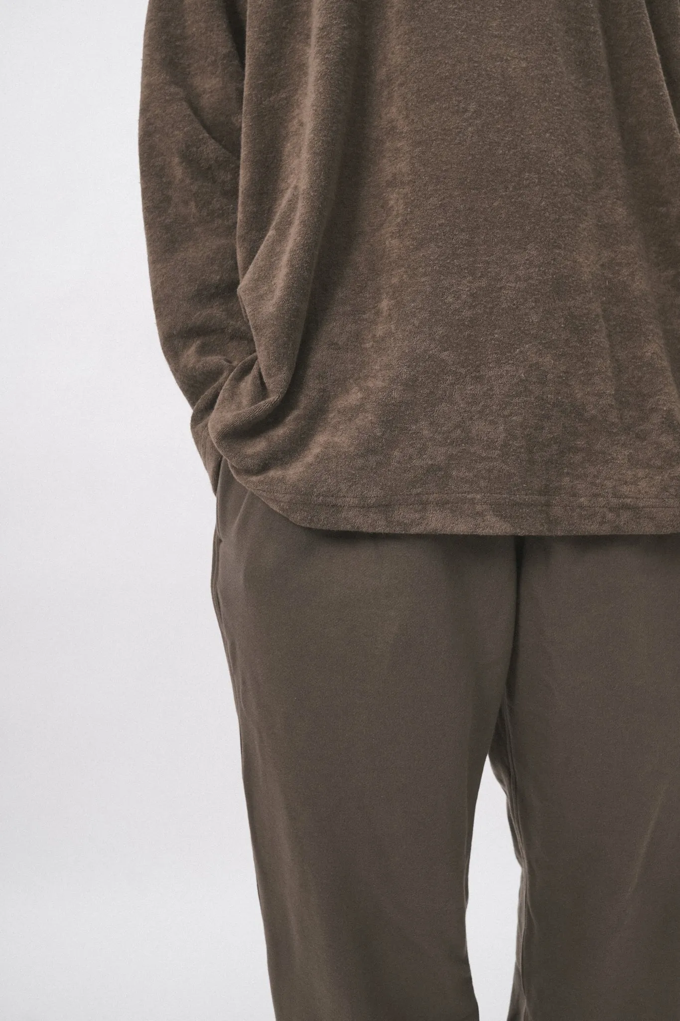 SWEATPANTS IN WOOD