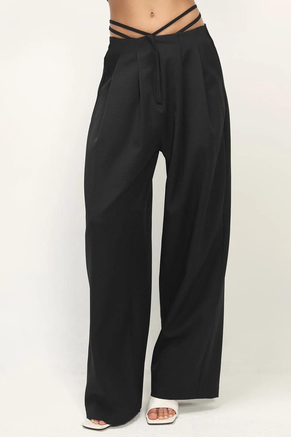 Talia Wide Leg Pintuck Pants
