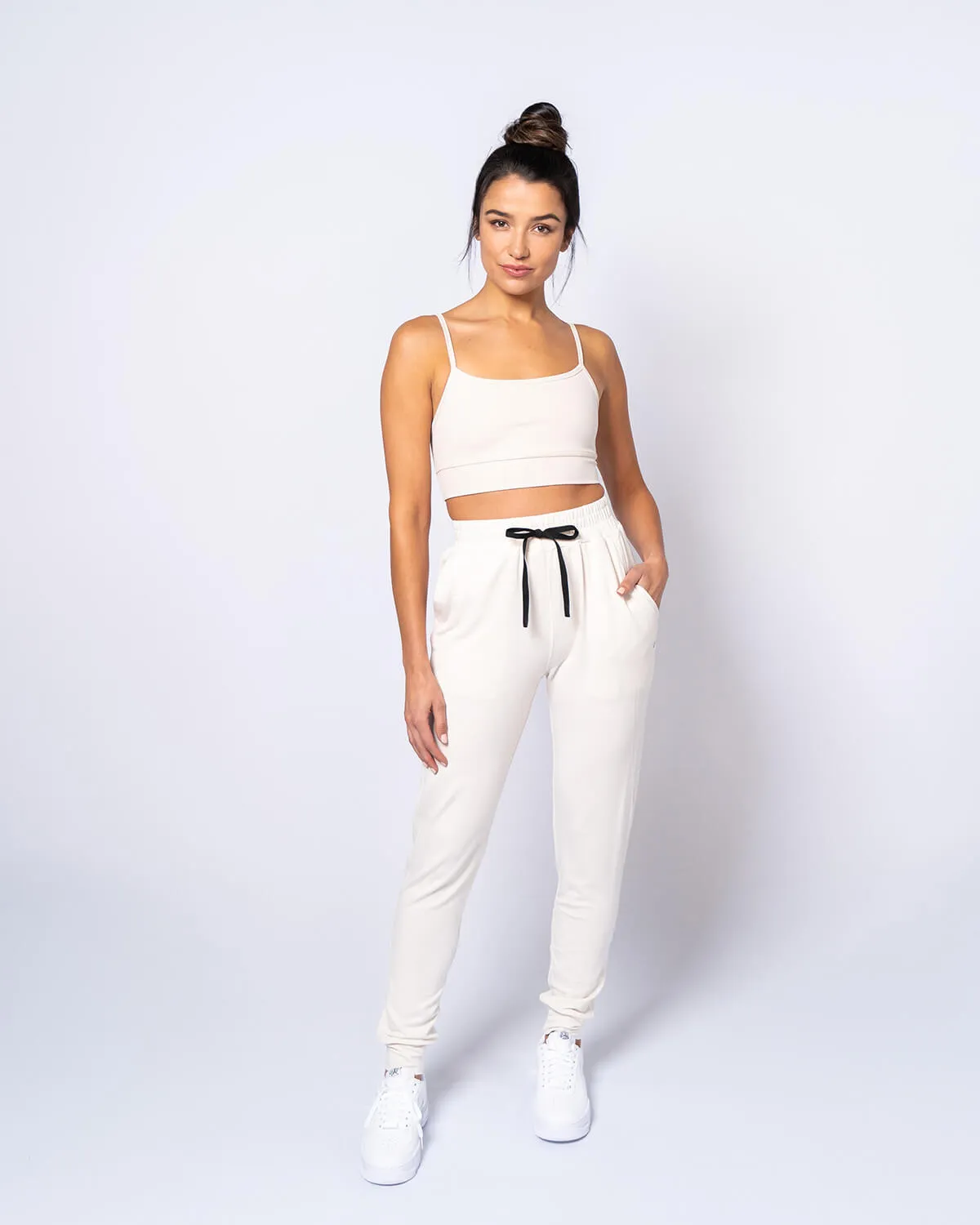 The Cozy Jogger | Oatmeal