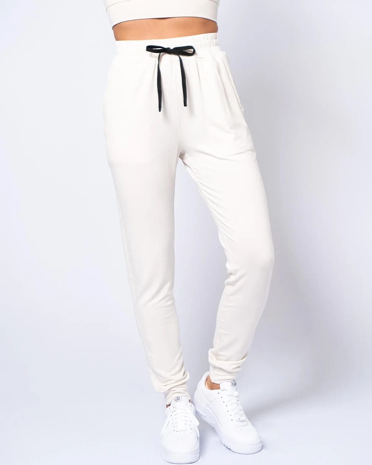 The Cozy Jogger | Oatmeal