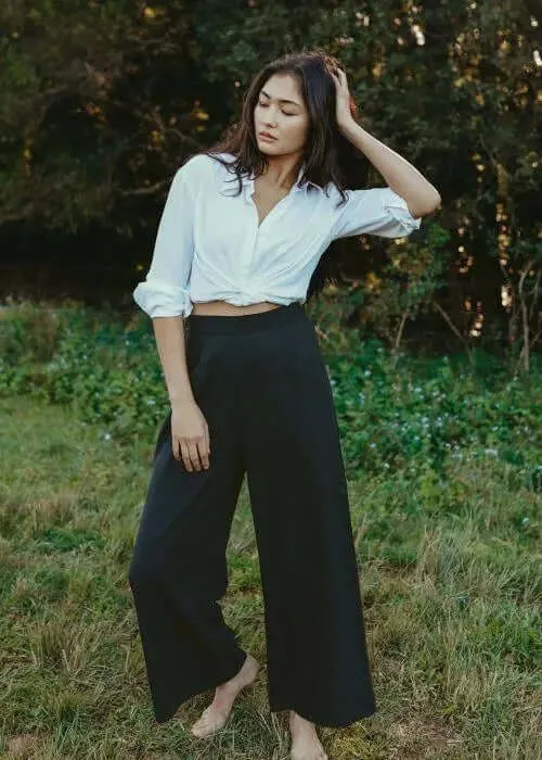 The Lost Tencel Pant Navy by Tasi Travels