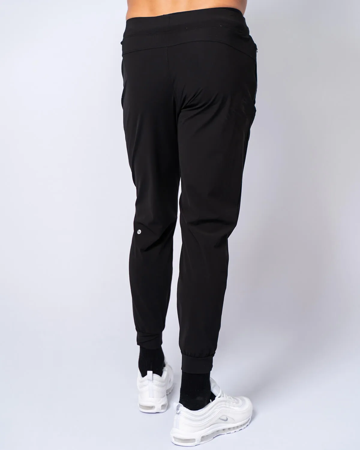 The Movement Jogger | Black