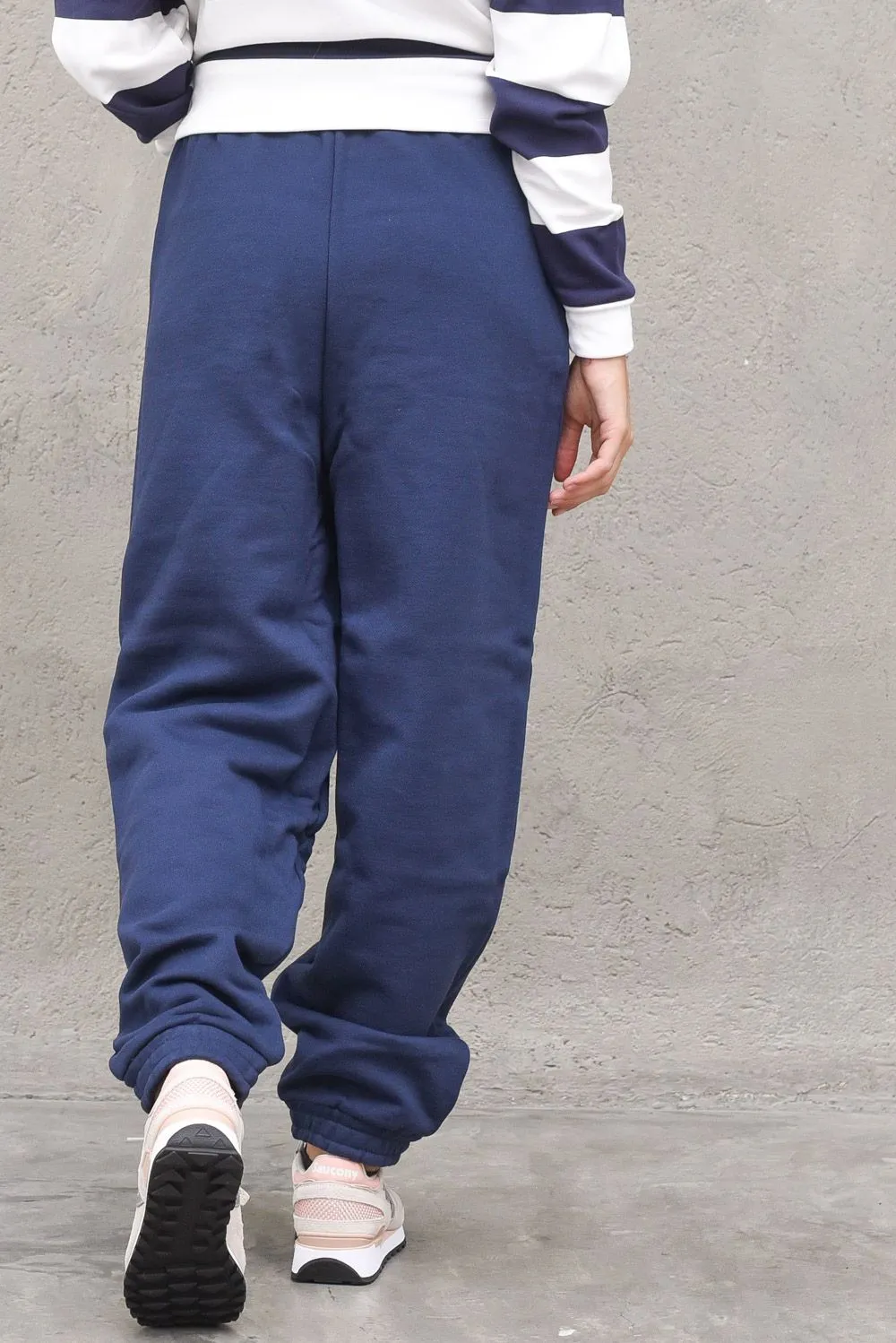 Tjm Relaxed Hrs Badge Sweatpants - Twilight Navy