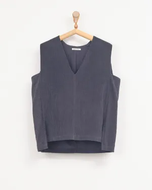 Vest in Dark Grey