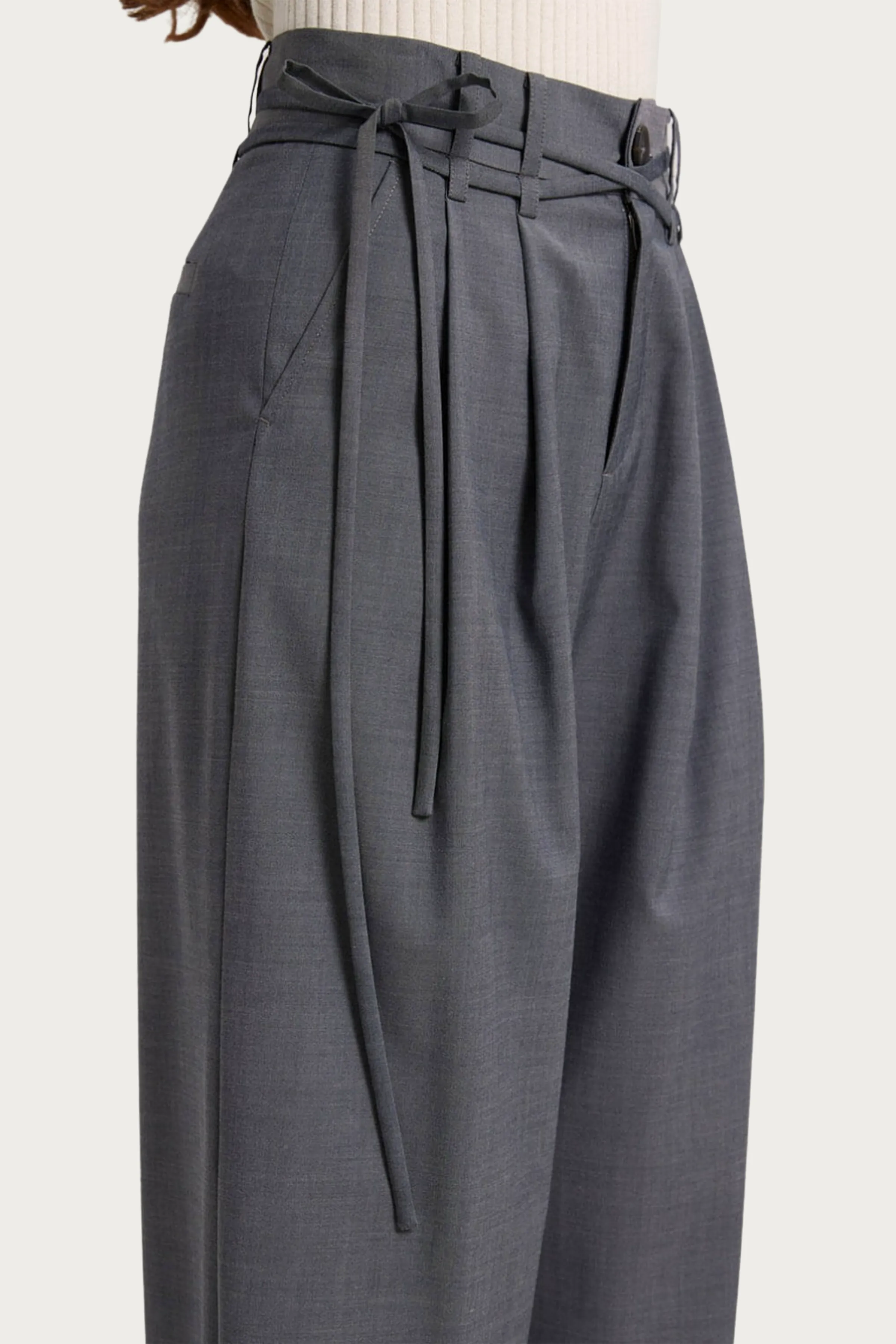 WIDE-LEG BELTED WOOL-BLEND TROUSERS