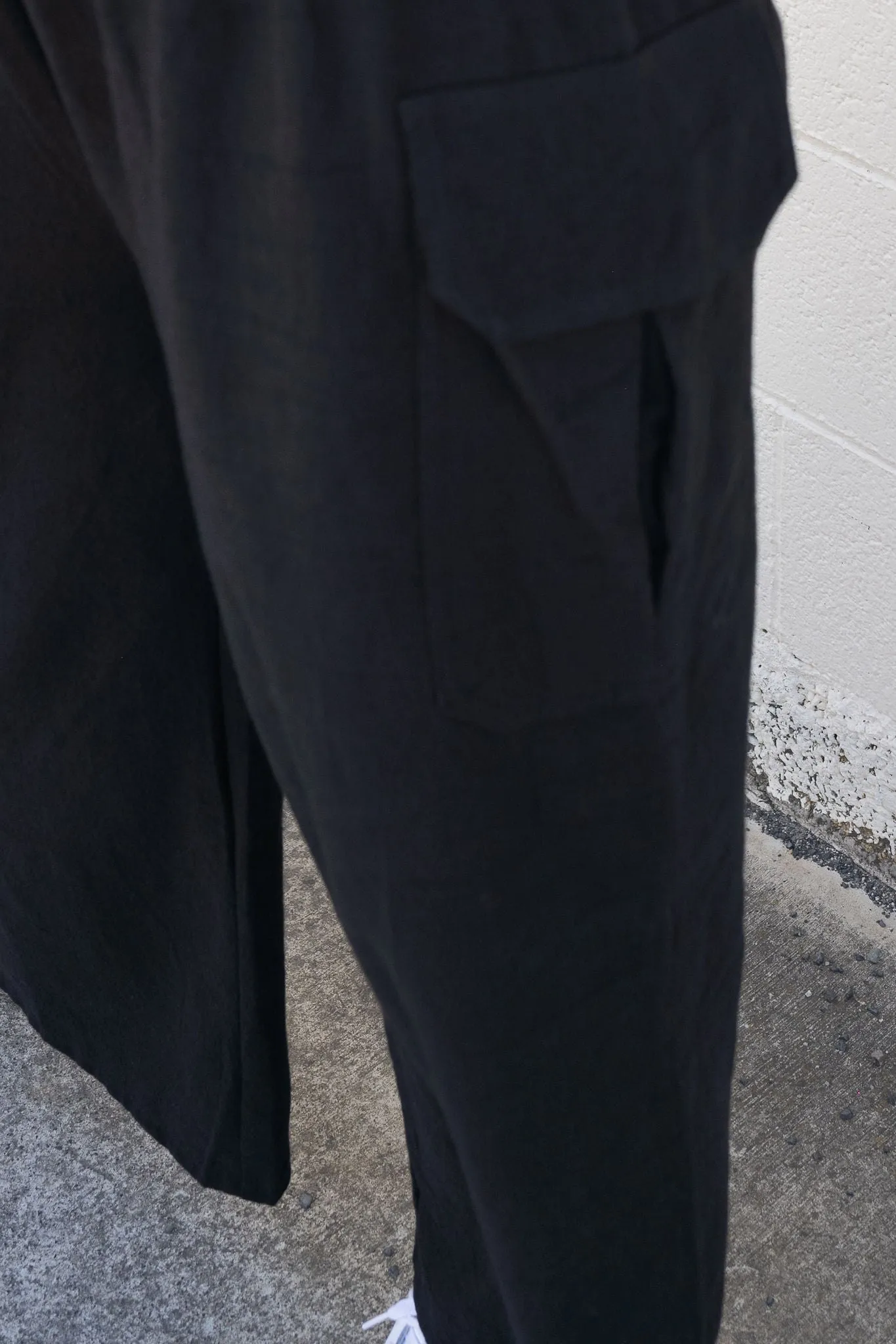 Wide Leg Cargo Pants - Black