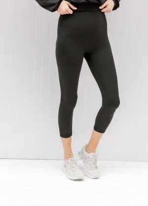X Black Capri Two Line Yoga Pants